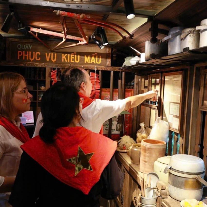 Hà Nội đón hơn 2 triệu lượt khách dịp Quốc khánh 2.9, doanh thu du lịch tăng gần 80%