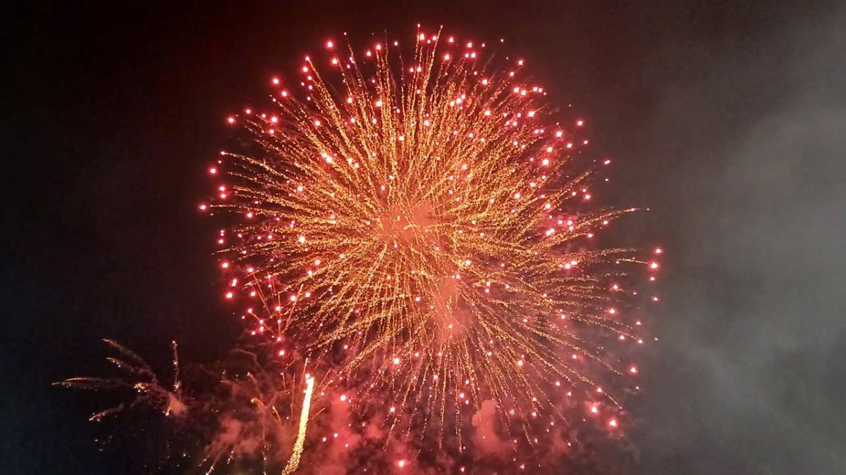 Bí thư Thành uỷ Trần Lưu Quang dự văn nghệ chào mừng Quốc khánh tại phường Vũng Tàu, TP. Hồ Chí Minh