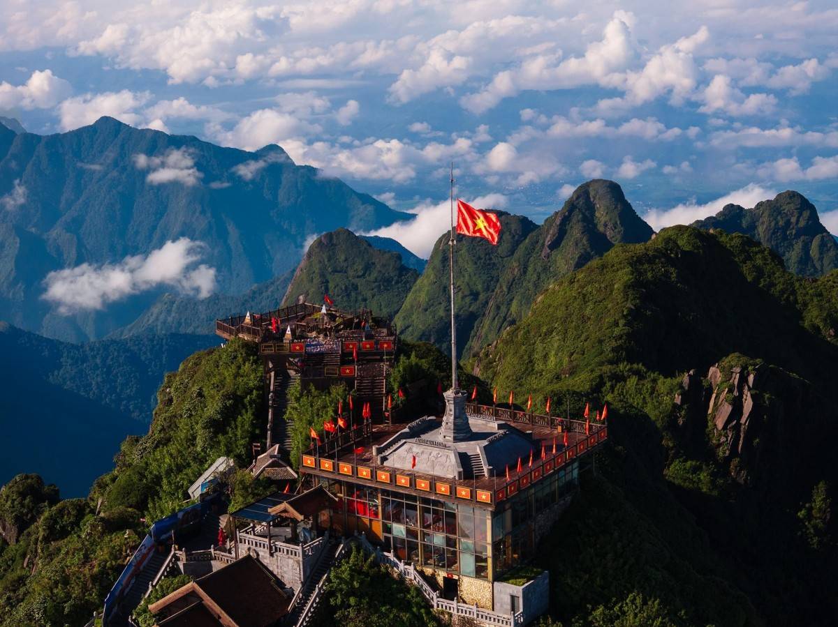 Sun Paradise Land ba miền hoà chung tự hào 80 năm Quốc khánh Việt Nam