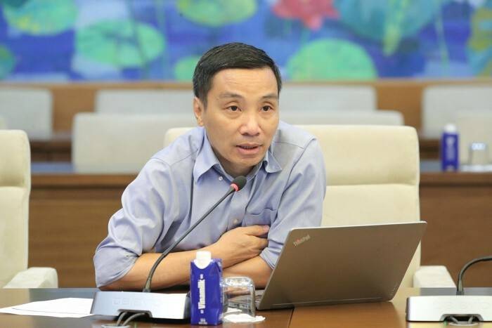 PGS TS. Phạm Thế Anh, Trưởng khoa Kinh tế học, Đại học Kinh tế Quốc dân. (Ảnh: Cổng TTĐT Quốc hội).