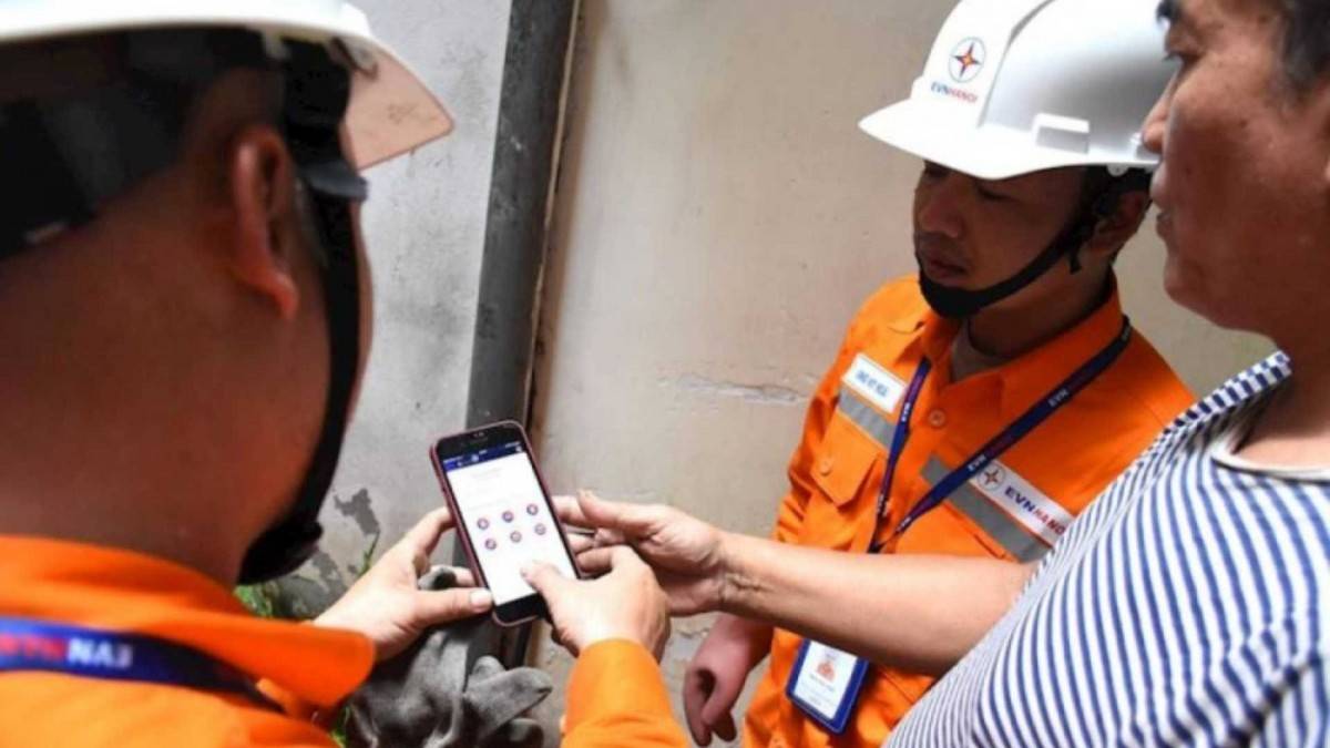 Bộ Công Thương đề xuất phân bổ lỗ của EVN vào giá bán lẻ điện bình quân