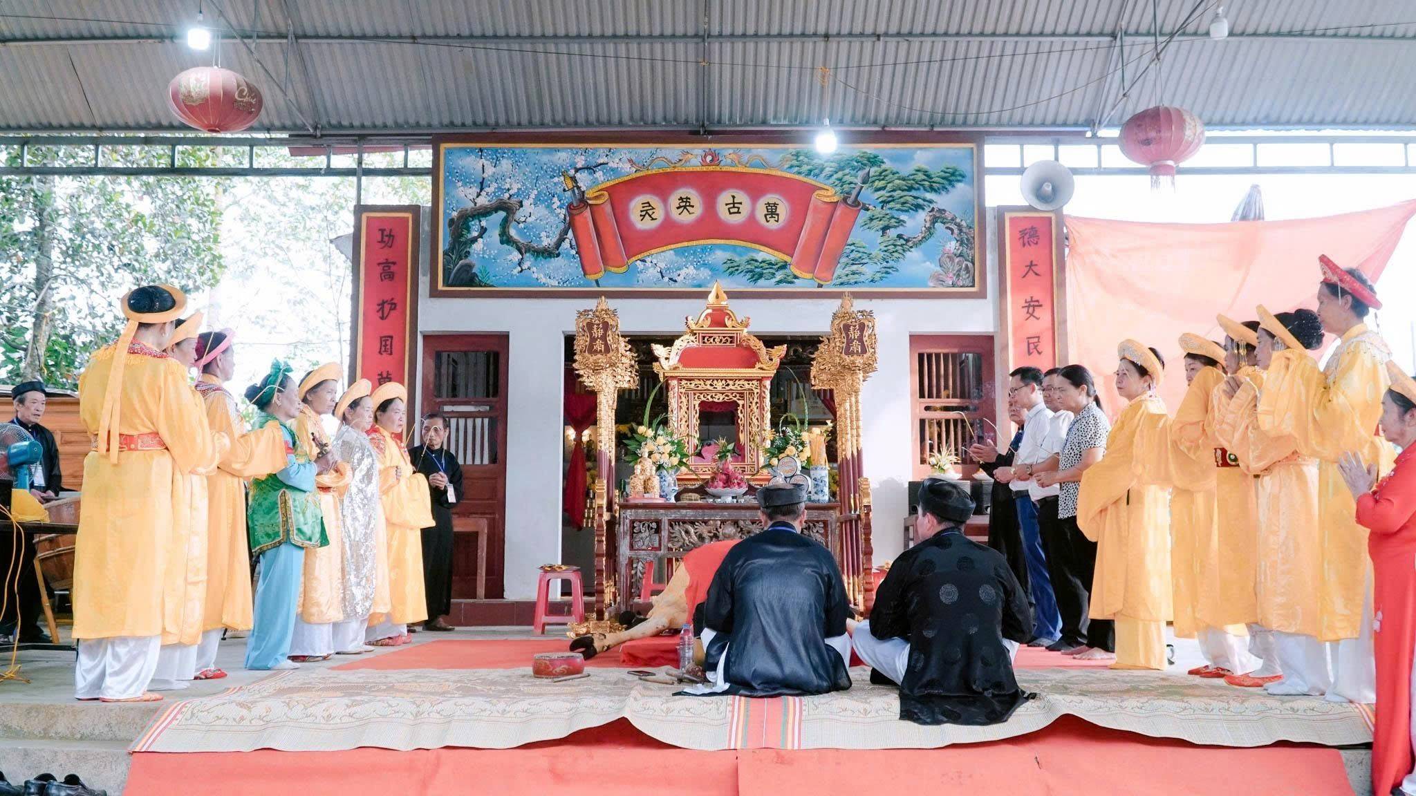 Trải nghiệm Lễ hội Đình Cầu A: Hành trình tâm linh – văn hóa đặc sắc ở Mậu A