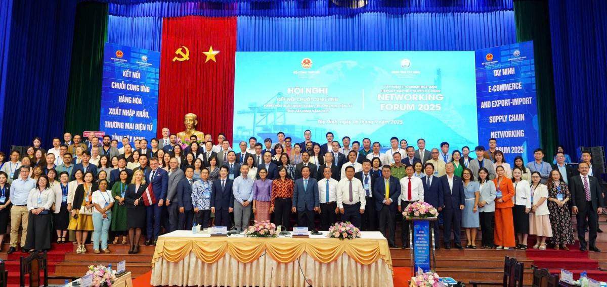 Hội nghị kết nối chuỗi cung ứng hàng hóa xuất nhập khẩu, thương mại điện tử tỉnh Tây Ninh 2025