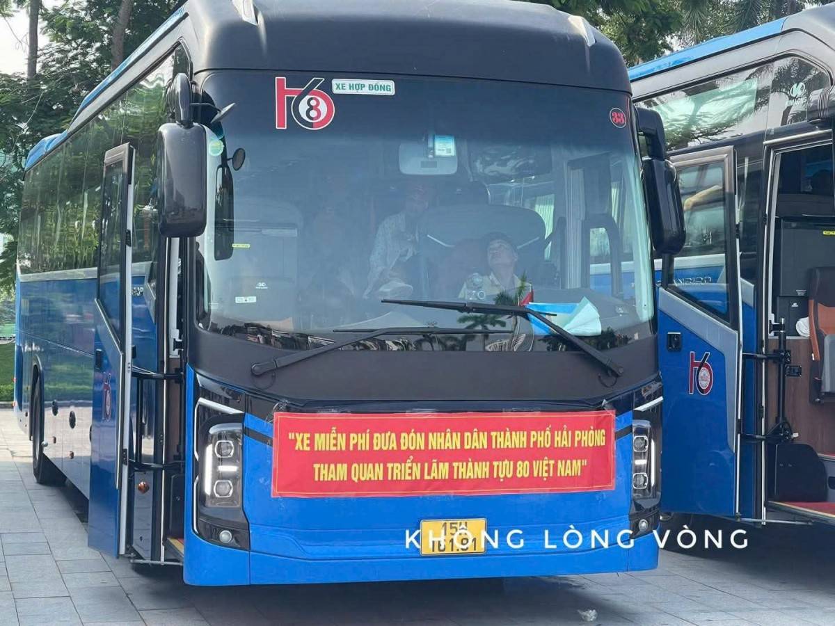 Hải Phòng tổ chức xe đưa đón miễn phí người dân tham quan Triển lãm A80 tại Hà Nội Hải Phòng tổ chức xe đưa đón miễn phí người dân tham quan Triển lãm A80 tại Hà Nội