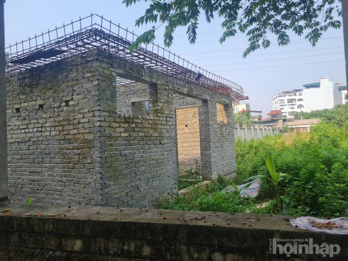 Bài XII: Chợ dân sinh hàng chục tỷ đồng ở Hà Nội bỏ hoang gây lãng phí