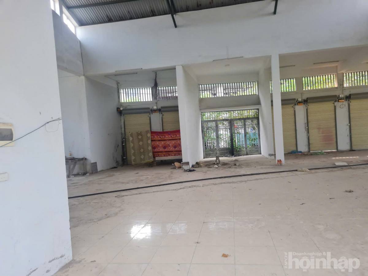 Bài XII: Chợ dân sinh hàng chục tỷ đồng ở Hà Nội bỏ hoang gây lãng phí