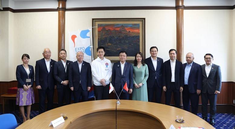Phó Thủ tướng đề nghị Thống đốc và Chính quyền tỉnh Osaka tiếp tục thúc đẩy hợp tác với các địa phương Việt Nam trong các lĩnh vực công nghệ thông tin, trí tuệ nhân tạo, bán dẫn  Phó Thủ tướng đề nghị Thống đốc và Chính quyền tỉnh Osaka tiếp tục thúc đẩy hợp tác với các địa phương Việt Nam trong các lĩnh vực công nghệ thông tin, trí tuệ nhân tạo, bán dẫn