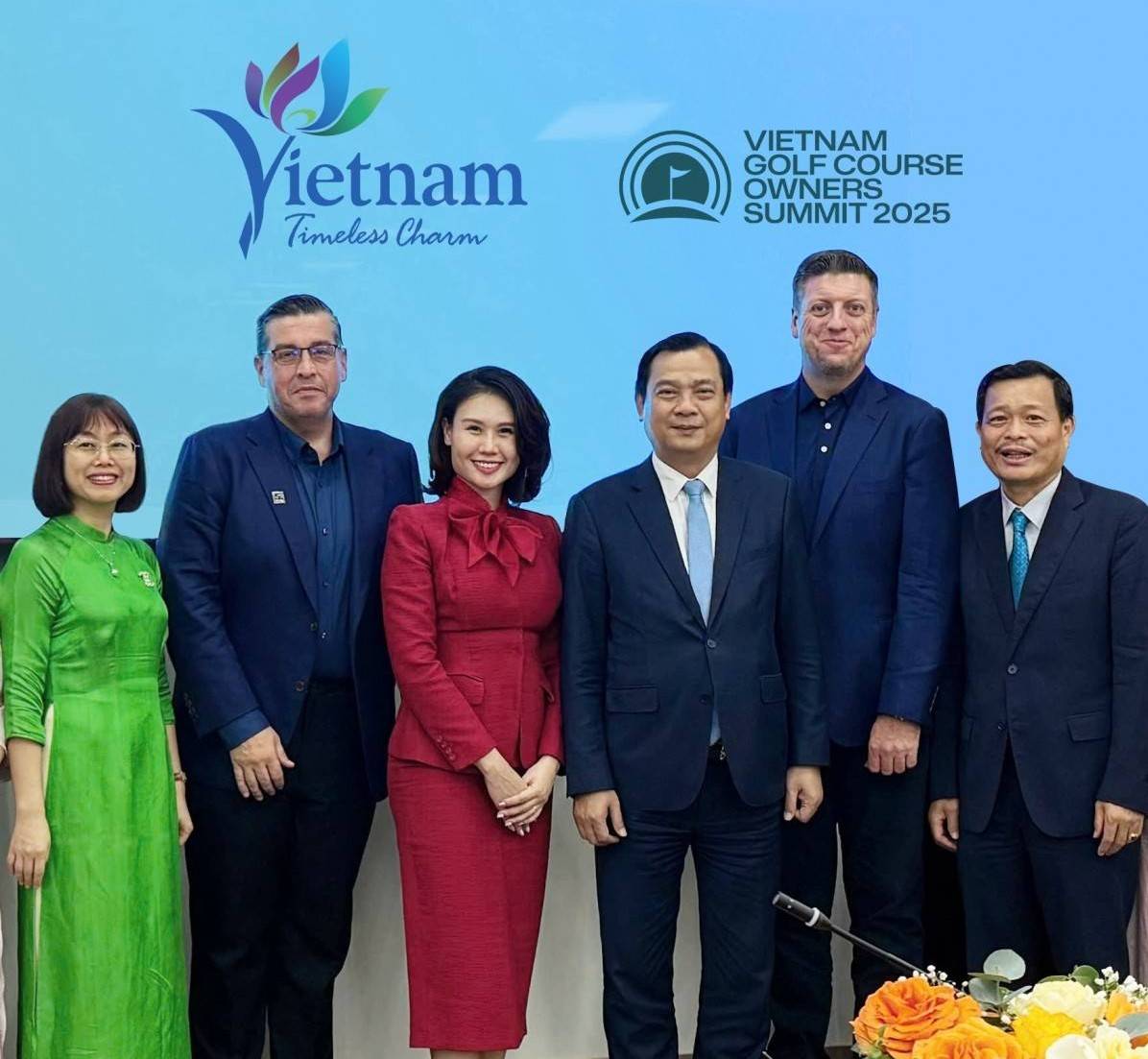 Hội nghị về phát triển bền vững du lịch và kinh tế golf Việt Nam