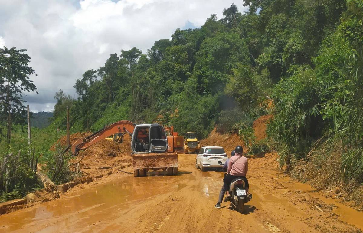 Thanh Hóa : Ban bố tình huống khẩn cấp về sạt lở tại trường học miền núi Thanh Hóa : Ban bố tình huống khẩn cấp về sạt lở tại trường học miền núi