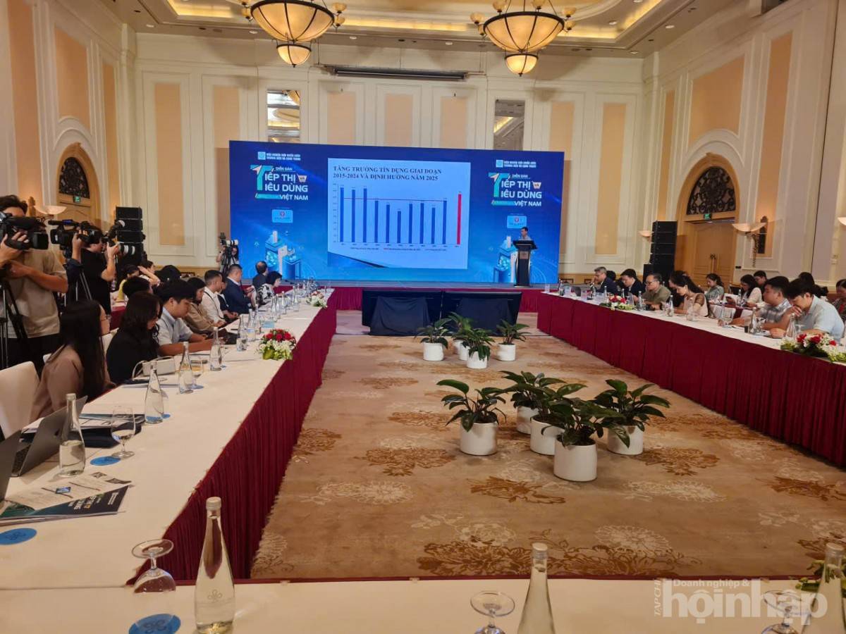 PGS. TS Nguyễn Quốc Thịnh: Xây niềm tin, kiến tạo tiêu dùng bền vững PGS. TS Nguyễn Quốc Thịnh: Xây niềm tin, kiến tạo tiêu dùng bền vững