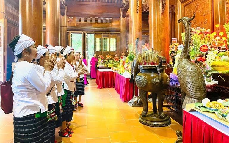 Ngày 21 tháng 7 âm lịch: Dấu mốc linh thiêng trong tâm thức người Việt Nam Ngày 21 tháng 7 âm lịch: Dấu mốc linh thiêng trong tâm thức người Việt Nam