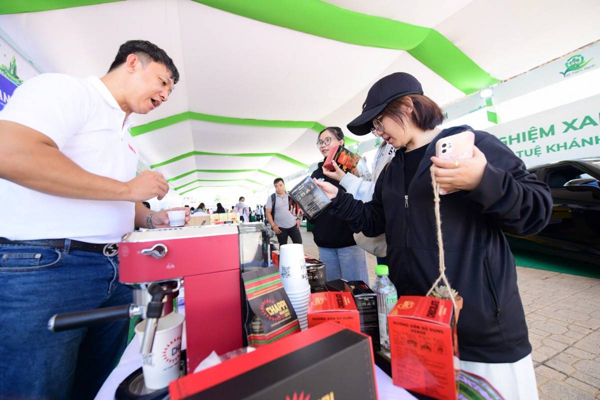 Khánh Hòa: Sôi động, hấp dẫn từ trải nghiệm xanh đến điểm đến xanh Khánh Hòa: Sôi động, hấp dẫn từ trải nghiệm xanh đến điểm đến xanh