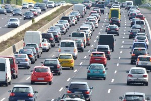 Siết khí thải ô tô: Bước đi cần thiết hướng tới giao thông xanh