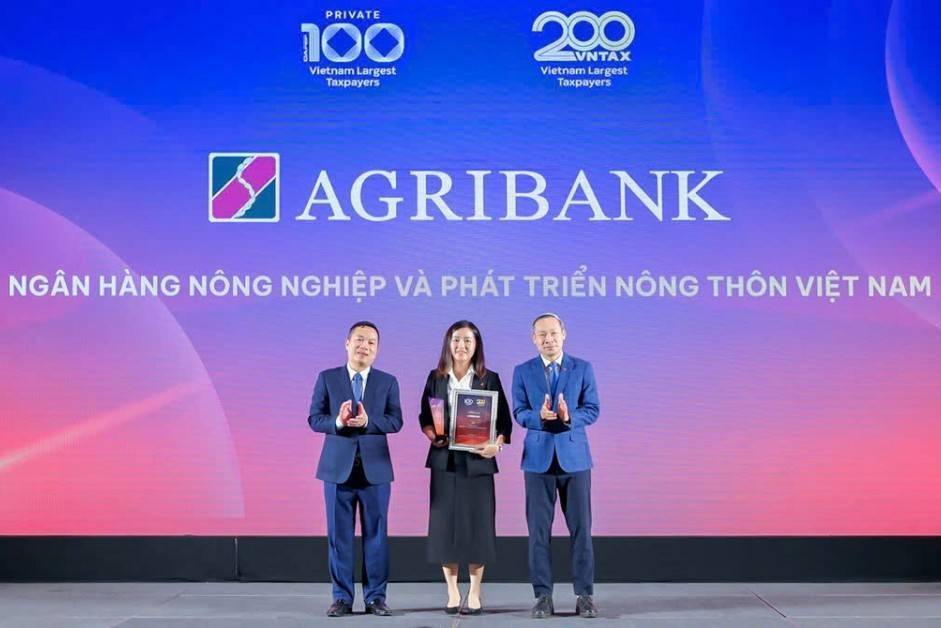 Agribank được vinh danh Top 20 doanh nghiệp nộp ngân sách lớn nhất