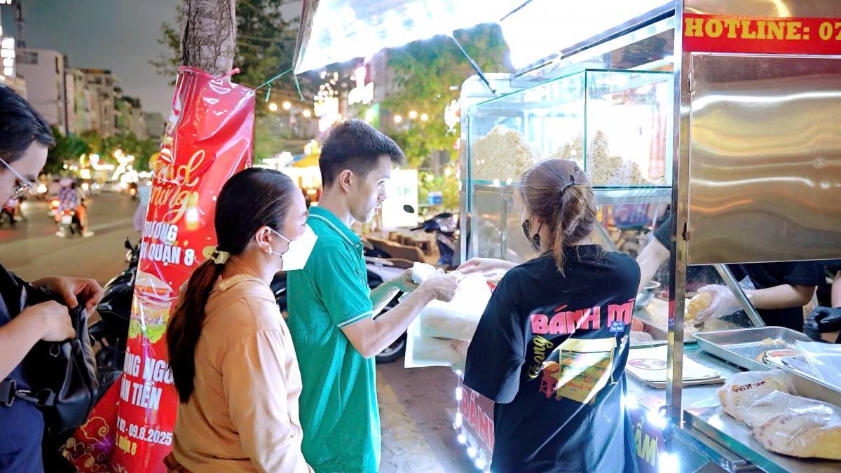 Bánh mì Trạng - Từ xe bánh mì di động đến mô hình khởi nghiệp hấp dẫn cho giới trẻ