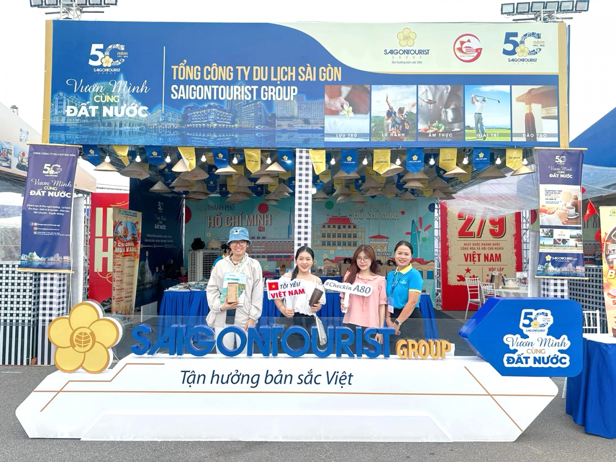 Hơn 10.000 suất ăn đậm vị Sài Gòn mời người dân Hà Nội thưởng thức miễn phí tại A80 Hơn 10.000 suất ăn đậm vị Sài Gòn mời người dân Hà Nội thưởng thức miễn phí tại A80