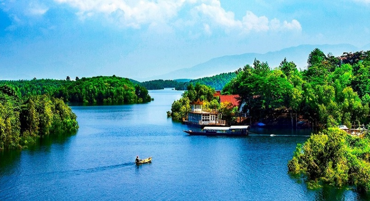 Yên Bình (Lào Cai): Trung tâm phát triển hồ Thác Bà hướng tới trung tâm du lịch quốc tế 2040