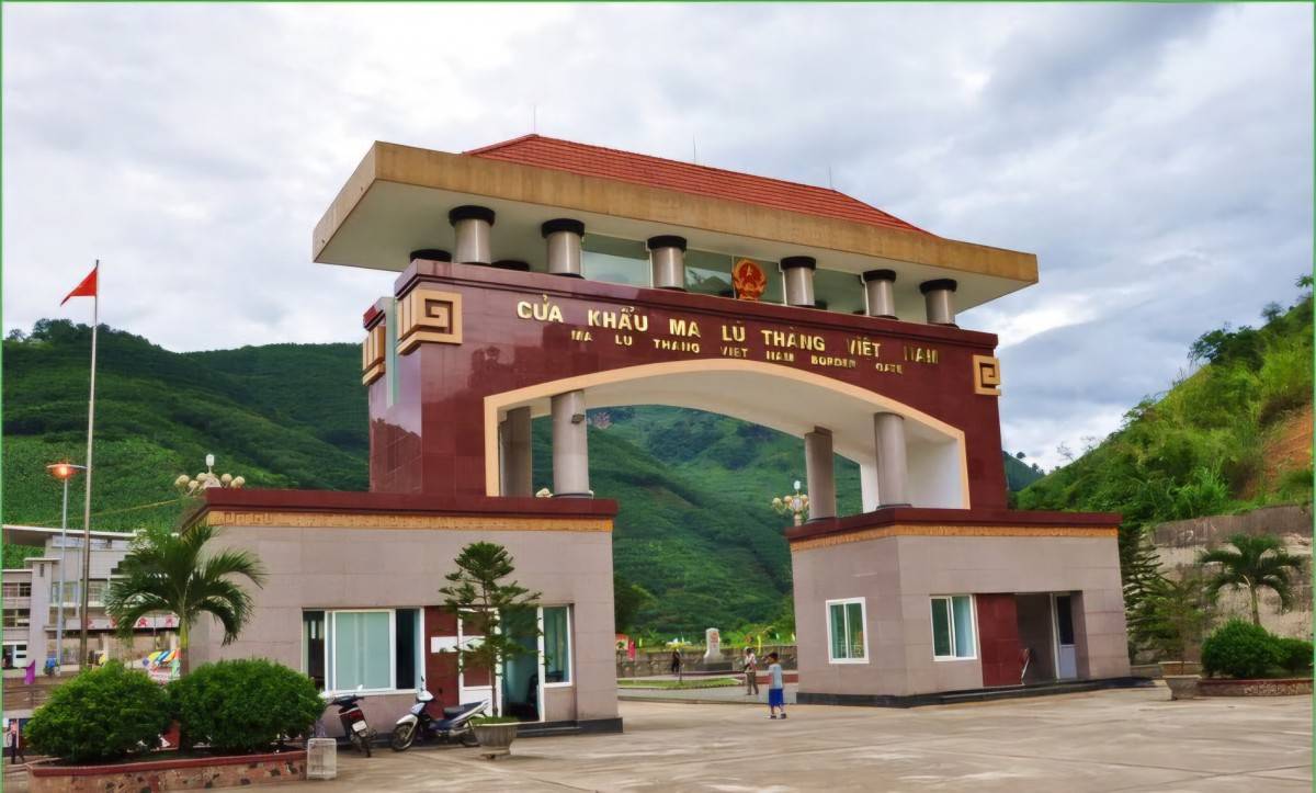 Lai Châu: Khai thác lợi thế phát triển kinh tế cửa khẩu tại Phong Thổ Lai Châu: Khai thác lợi thế phát triển kinh tế cửa khẩu tại Phong Thổ