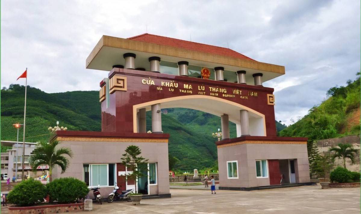 Lai Châu: Khai thác lợi thế phát triển kinh tế cửa khẩu tại Phong Thổ
