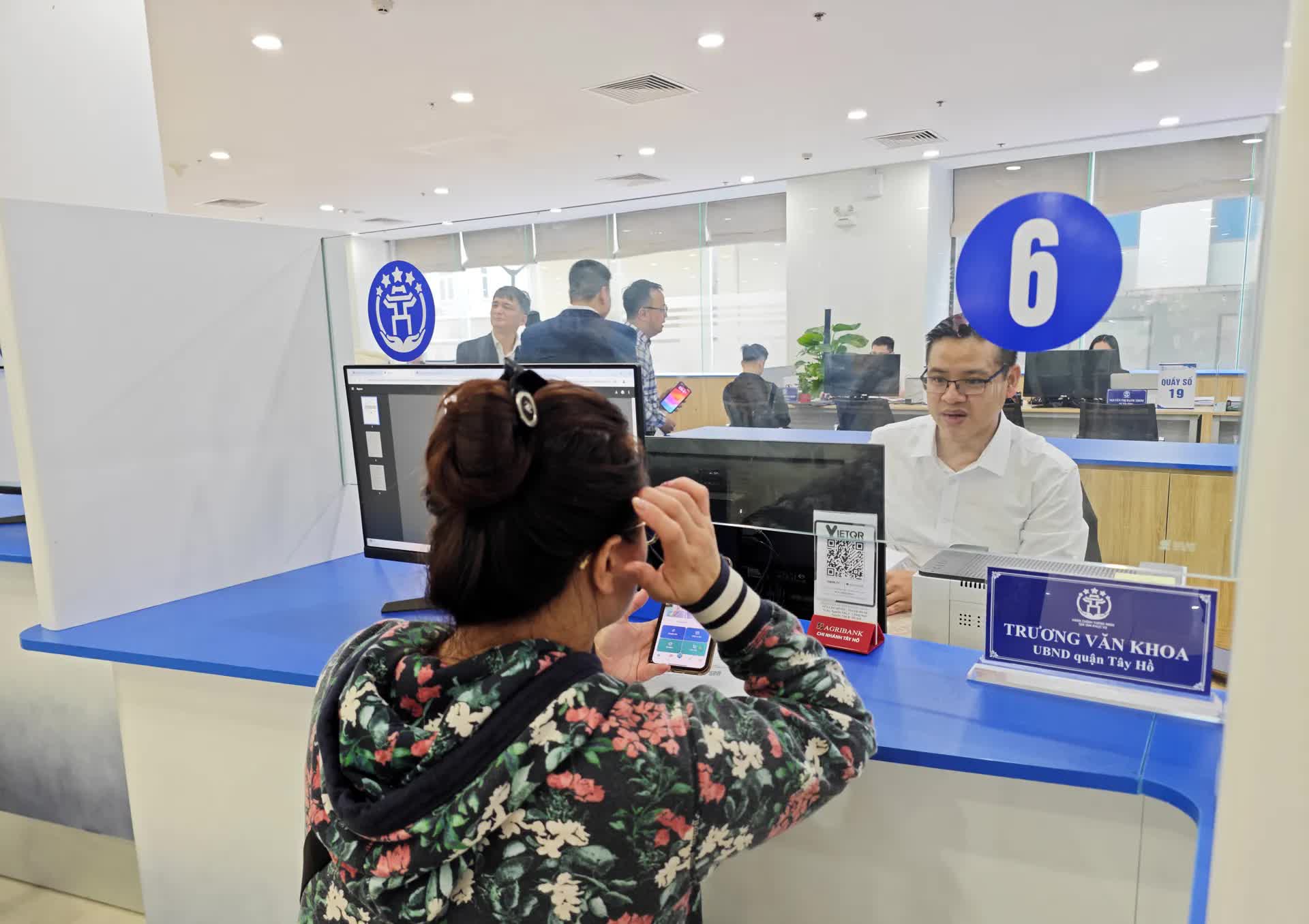 Đồng Nai đẩy mạnh xây dựng chính quyền điện tử, hướng tới chính quyền số Đồng Nai đẩy mạnh xây dựng chính quyền điện tử, hướng tới chính quyền số