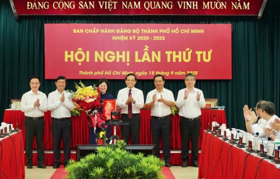 Bà Văn Thị Bạch Tuyết được chỉ định là Phó Bí thư Thành uỷ TP. Hồ CHí Minh