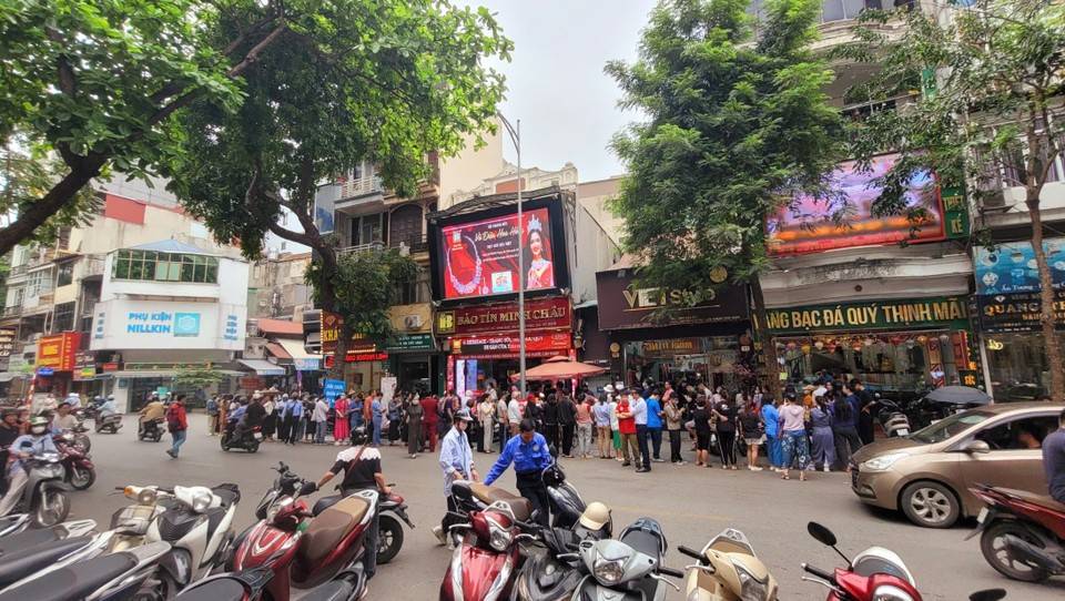 thuế thu nhập cá nhân, mua bán vàng, thị trường vàng, chứng khoán, bất động sản 2