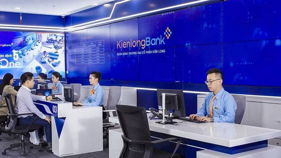 KienlongBank nộp hồ sơ niêm yết trên HOSE, cổ phiếu KLB tăng kịch trần