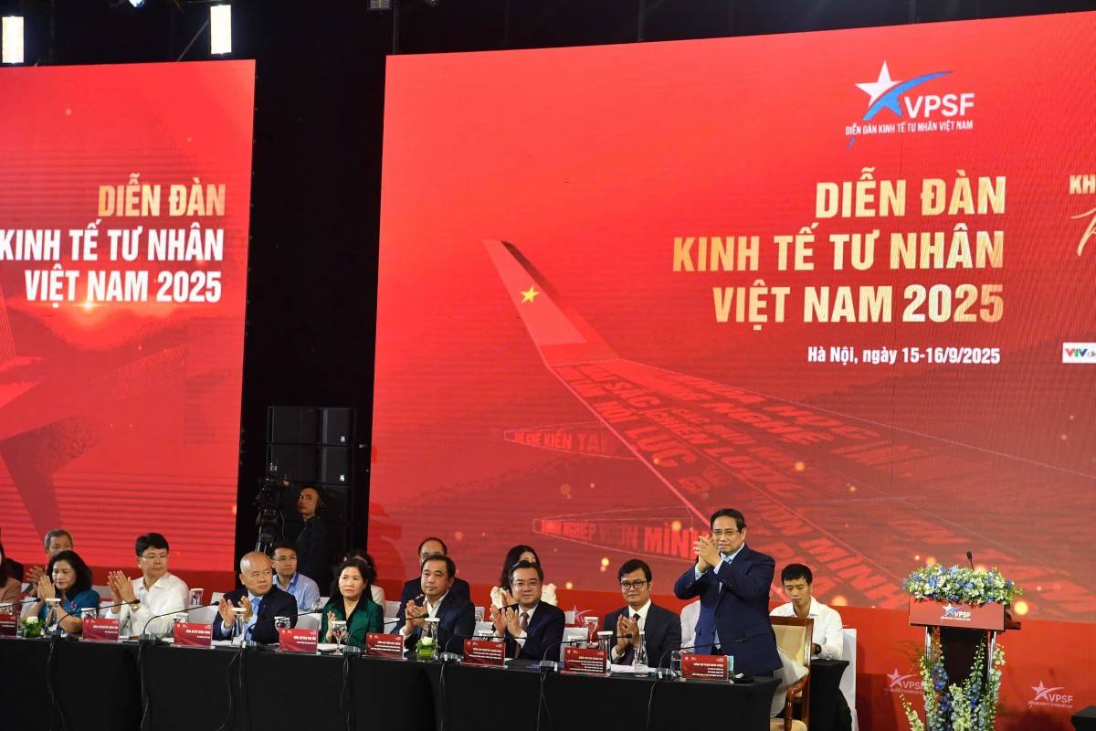 Thủ tướng Phạm Minh Chính tham dự Diễn đàn Kinh tế tư nhân Việt Nam 2025