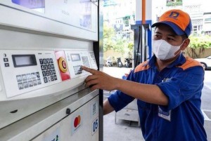 Giá xăng dầu ngày mai (18/9): Dự báo, giá xăng dầu nhiều khả năng biến động trái chiều