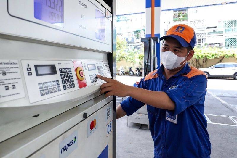 Giá xăng dầu ngày mai (18/9): Dự báo, giá xăng dầu nhiều khả năng biến động trái chiều