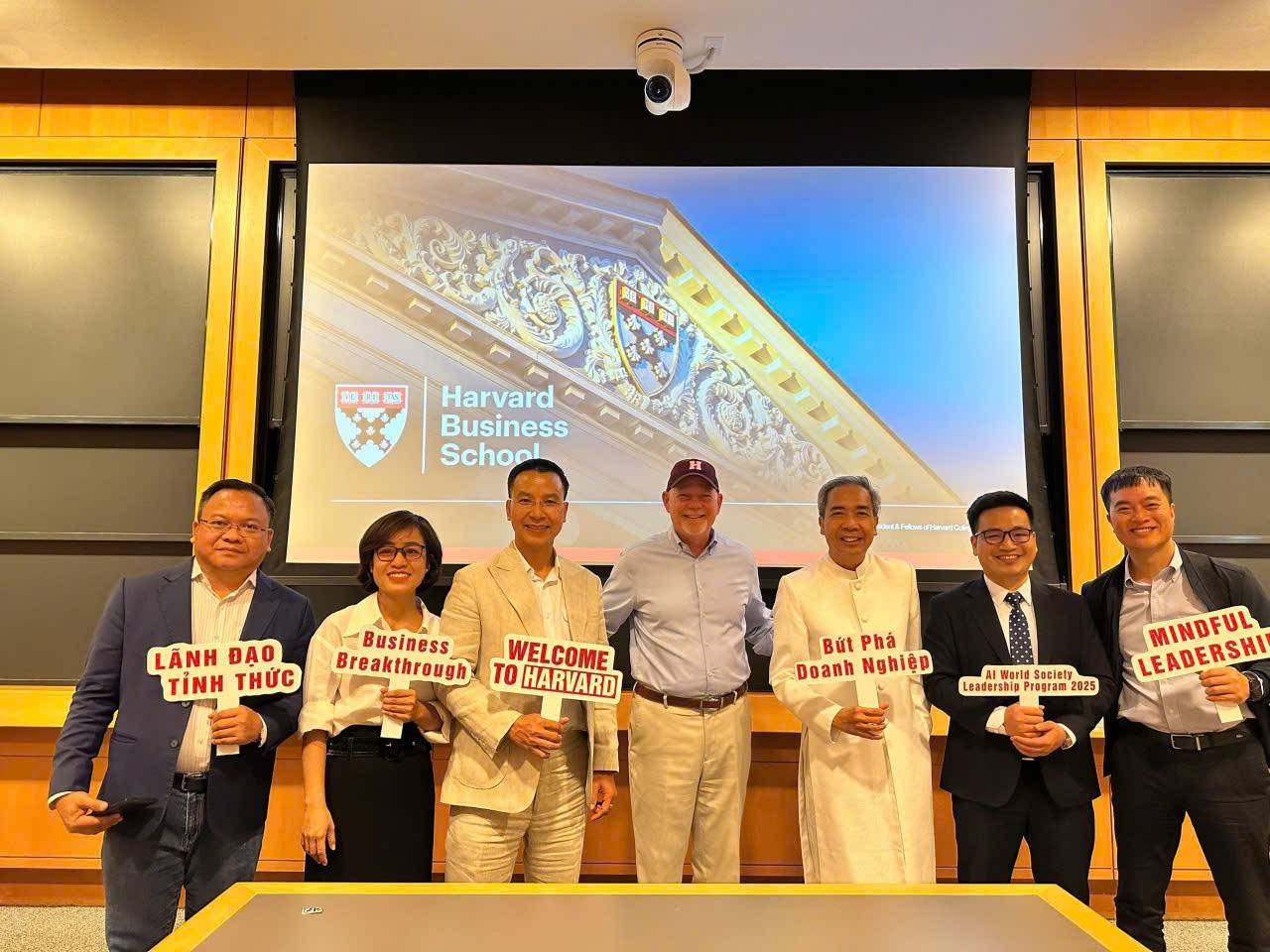 Xóa mù AI tại Việt Nam - Phải hiểu xu hướng của trí tuệ nhân tạo