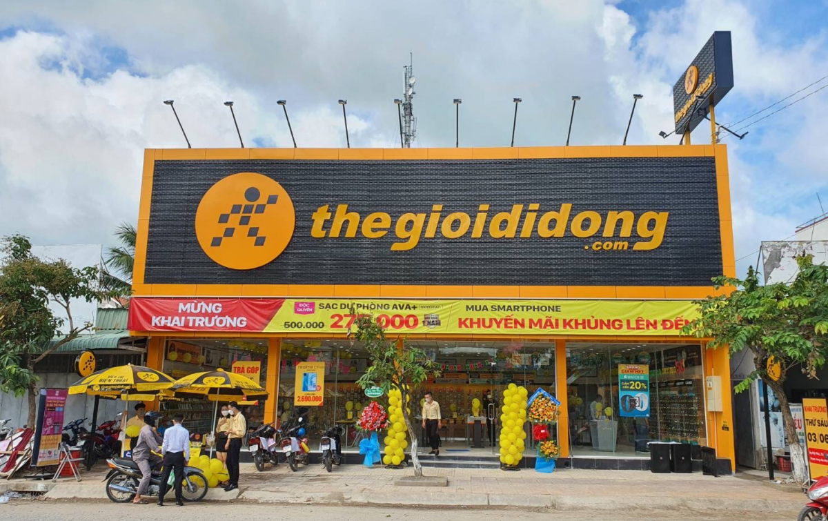 Thế Giới Di Động (MWG) bỏ túi gần 100.000 tỷ doanh thu sau 8 tháng đầu năm