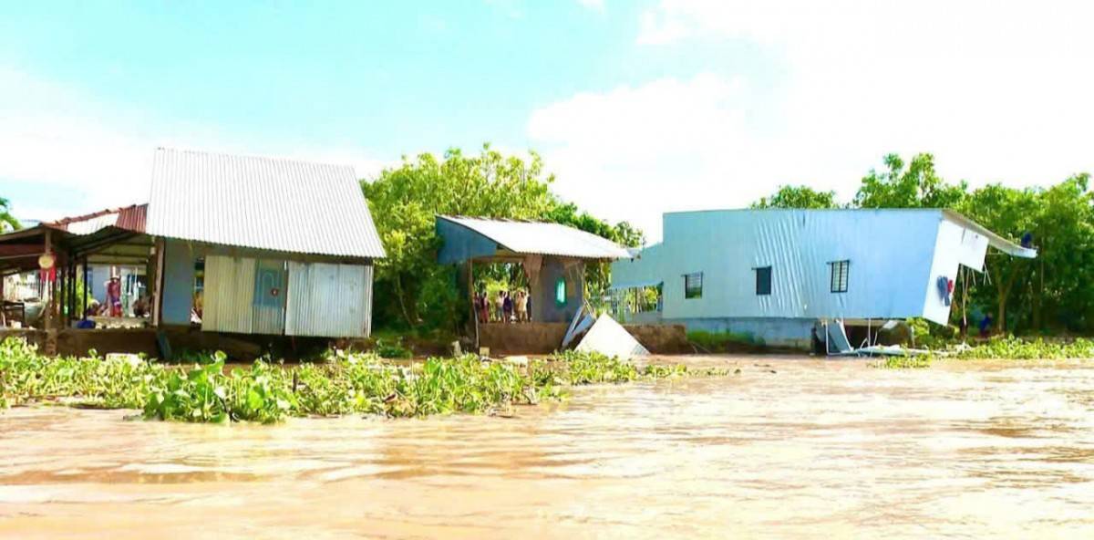 Hiện trường xảy ra sạt lở tại khu vực khóm Tan Tịch, phường Cao Lãnh