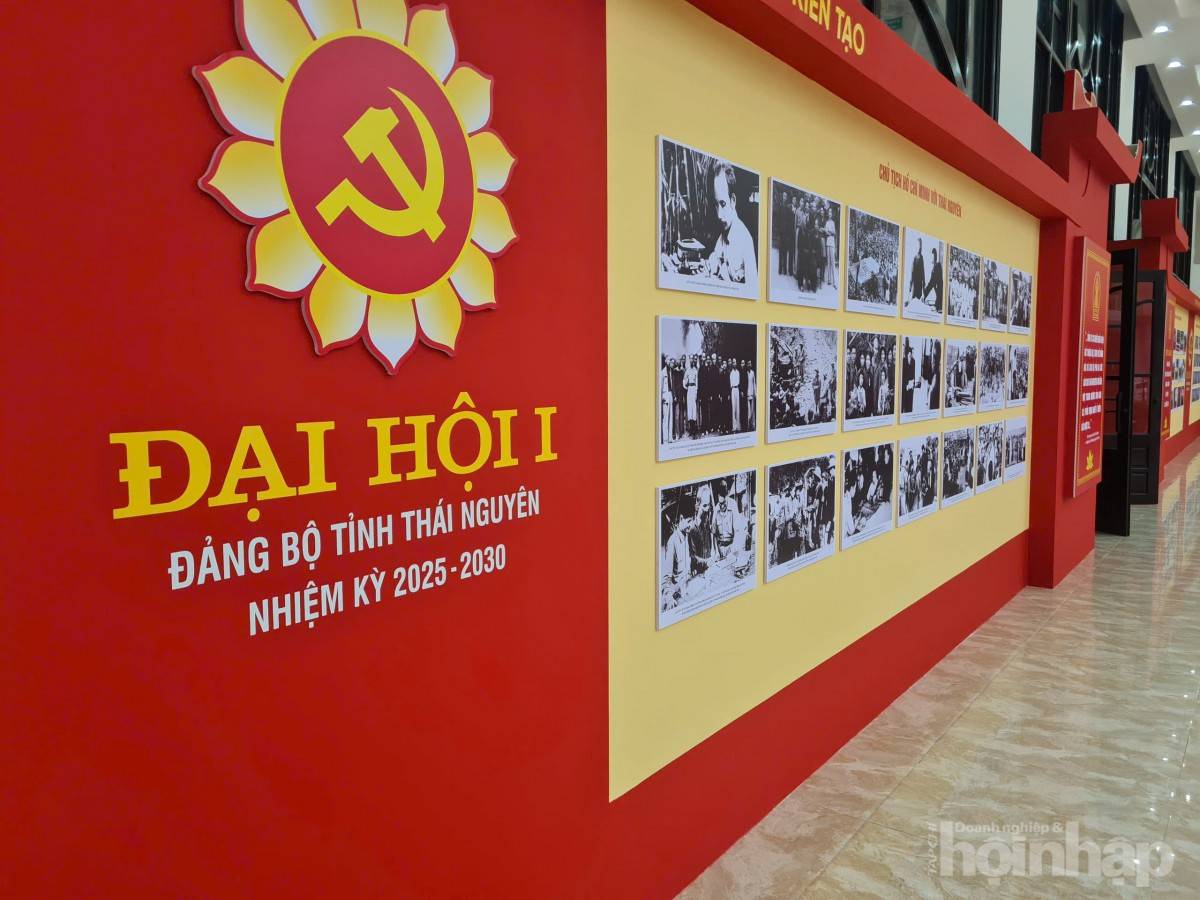 Thái Nguyên rực rỡ chào mừng Đại hội Đảng bộ lần thứ I