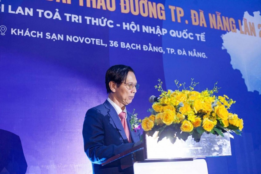 GS.TS. Nguyễn Hải Thủy, Chủ tịch Hội Nội tiết - Đái tháo đường TP Đà Nẵng phát biểu tại Hội nghị