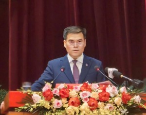 Ông Bùi Văn Khắng giữ chức Chủ tịch UBND tỉnh Quảng Ninh