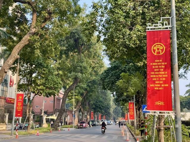 Hà Nội đẩy mạnh công tác tuyên truyền chào mừng Đại hội đại biểu Đảng bộ thành phố Hà Nội lần thứ XVIII