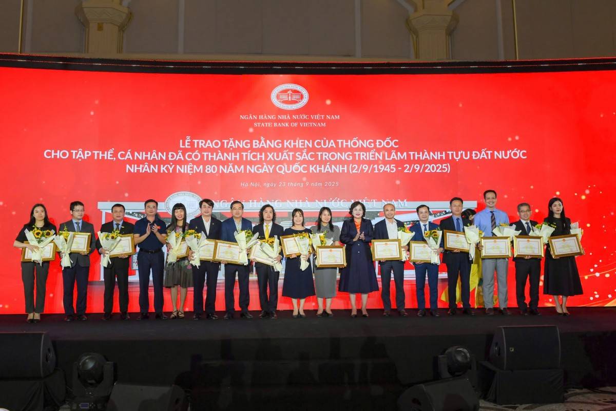 Vinh danh ngành Ngân hàng tại Triển lãm Thành tựu Đất nước