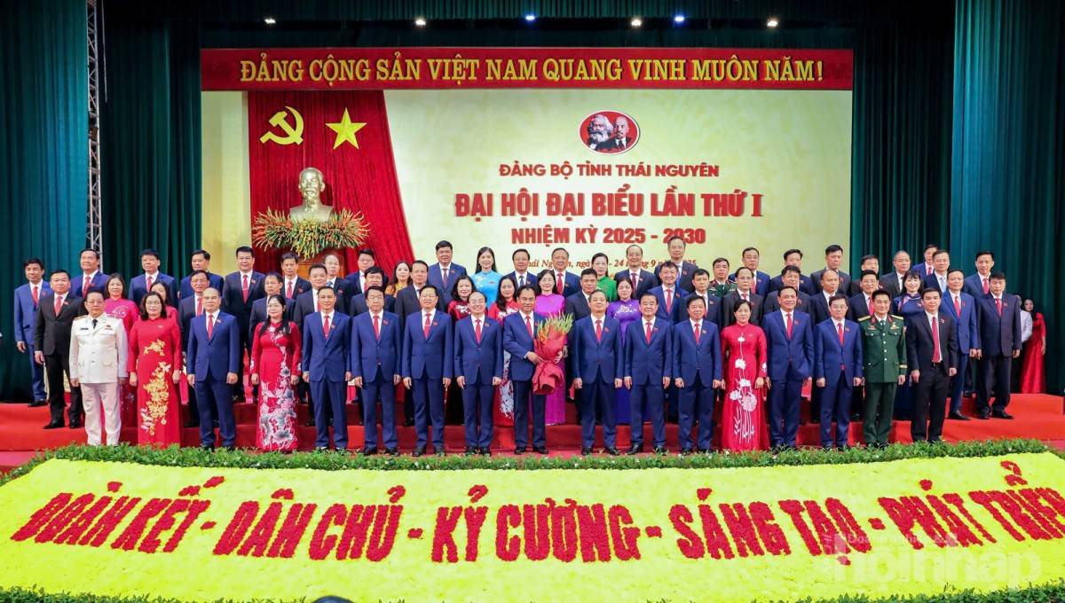 Chùm ảnh ấn tượng của Đại hội đại biểu Đảng bộ tỉnh Thái Nguyên lần thứ I
