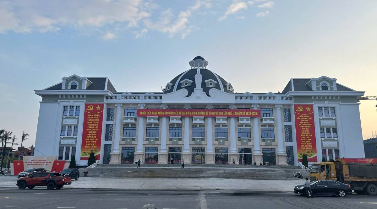 6 công trình hơn 3.000 tỷ đồng được gắn biển chào mừng Đại hội Đảng bộ Phú Thọ