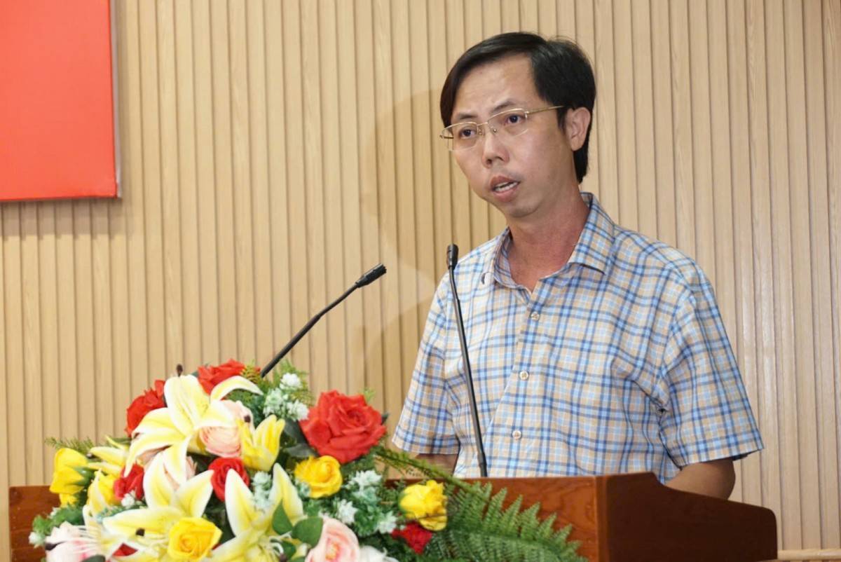  ông Lý Vỹ Triều Dương - Phó Giám đốc Sở Văn hóa, Thể thao và Du lịch tỉnh Cà Mau 