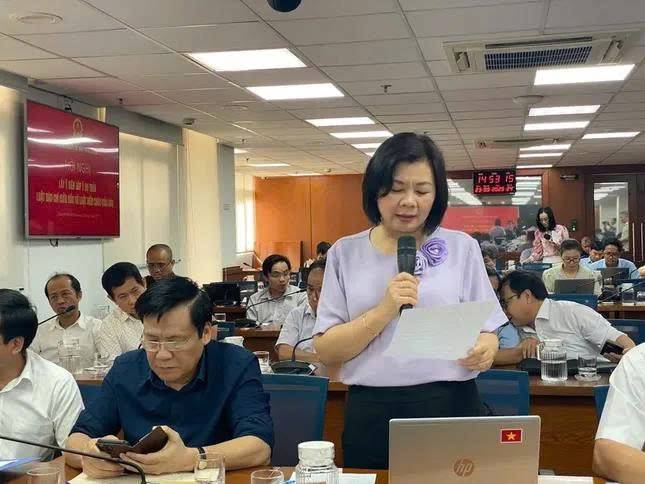 bà Lý Việt Trung, Tổng Biên tập Báo Phụ Nữ TP. Hồ Chí Minh