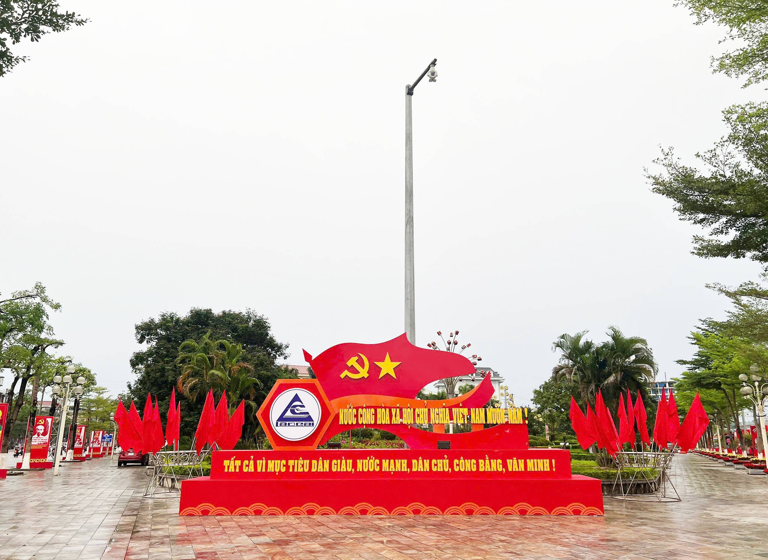 Từ phố thị đến bản làng: Tình cảm son sắt của nhân dân với Đại hội Đảng bộ Lào Cai lần I