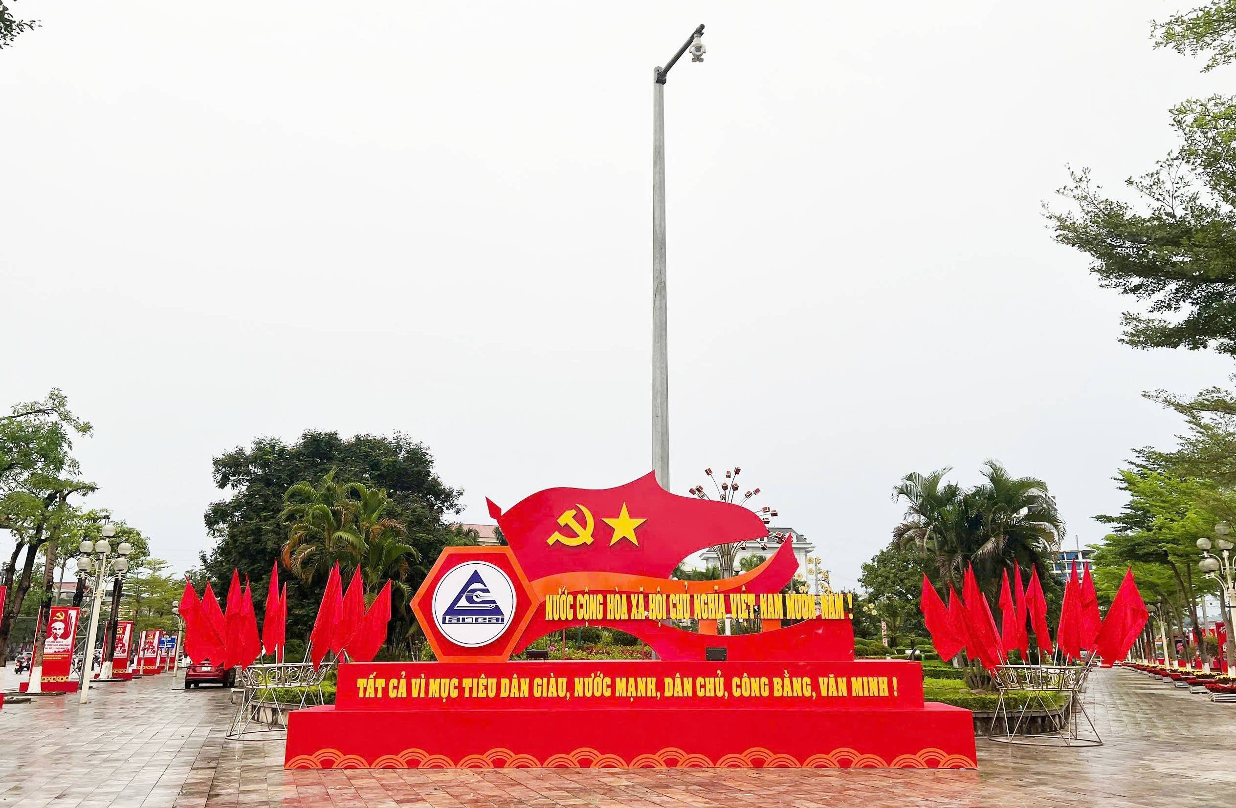 Từ phố thị đến bản làng: Tình cảm son sắt của nhân dân với Đại hội Đảng bộ Lào Cai lần I