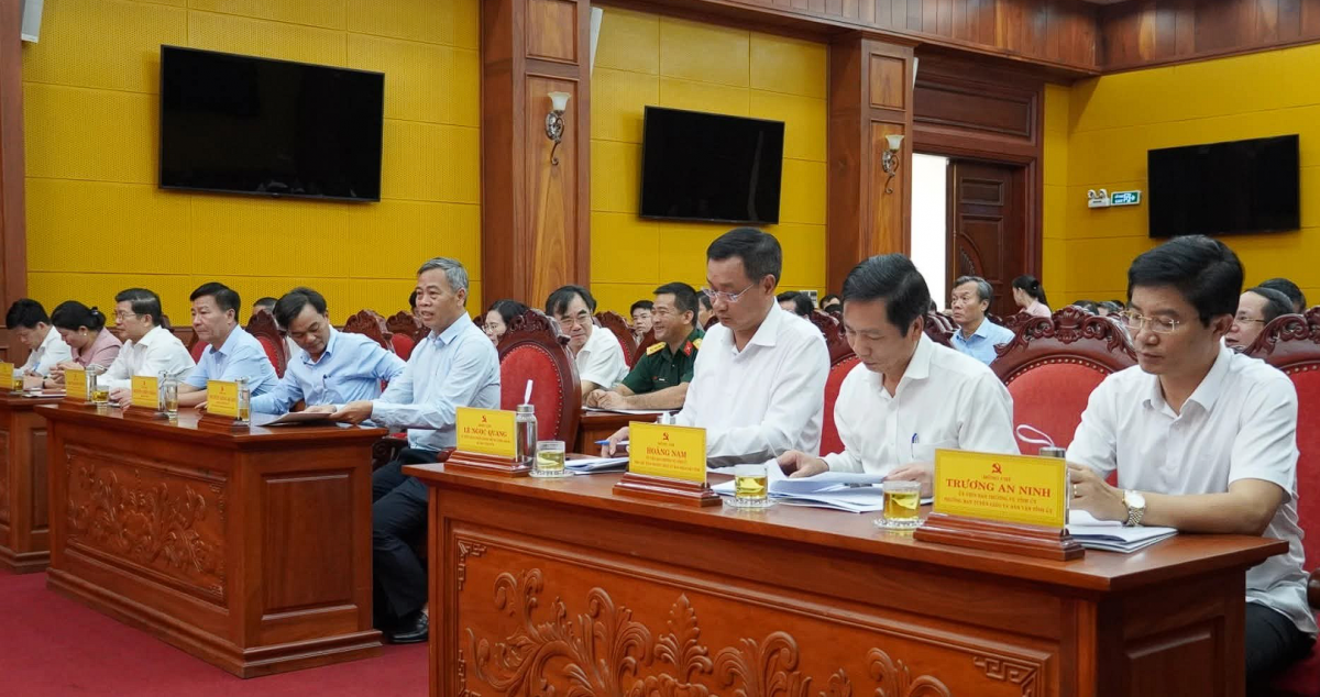 Đảng bộ Quảng Trị tập trung tháo gỡ khó khăn, đẩy mạnh giải ngân, chuẩn bị chu đáo cho Đại hội đại biểu Đảng bộ tỉnh lần thứ I