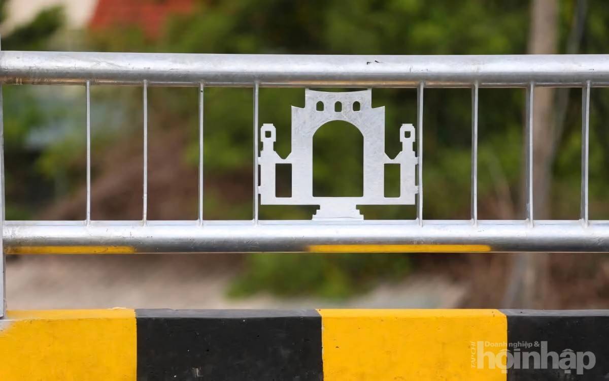 Cầu Phong Châu mới trước ngày thông xe: Khoảnh khắc cuối trên công trường