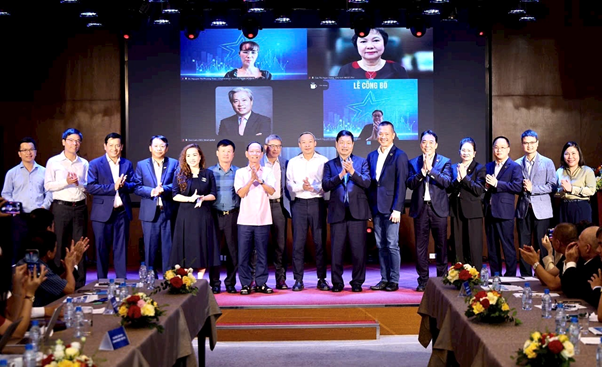 kinh tế tư nhân, Vingroup, VinFast, phát triển 1