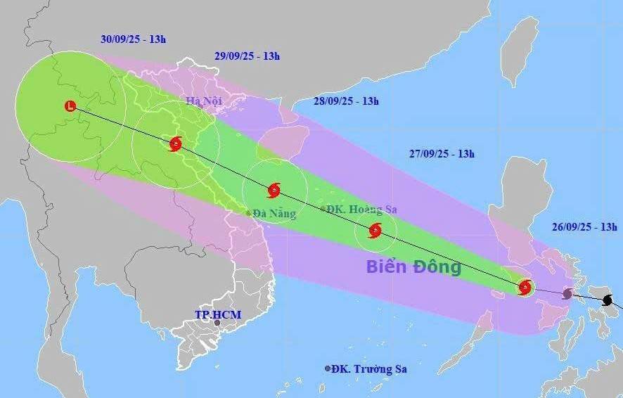 Đà Nẵng chỉ đạo khẩn trương ứng phó trước diễn biến phức tạp của bão số 10