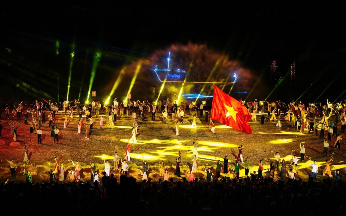chương trình nghệ thuật khai mạc “Chuyến tàu Huyền thoại” tiếp tục thắng lớn ở hạng mục Sự kiện Văn hóa.