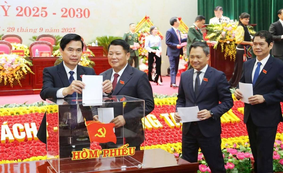 Sơn La bầu 54 đồng chí vào Ban Chấp hành Đảng bộ tỉnh khóa XVI